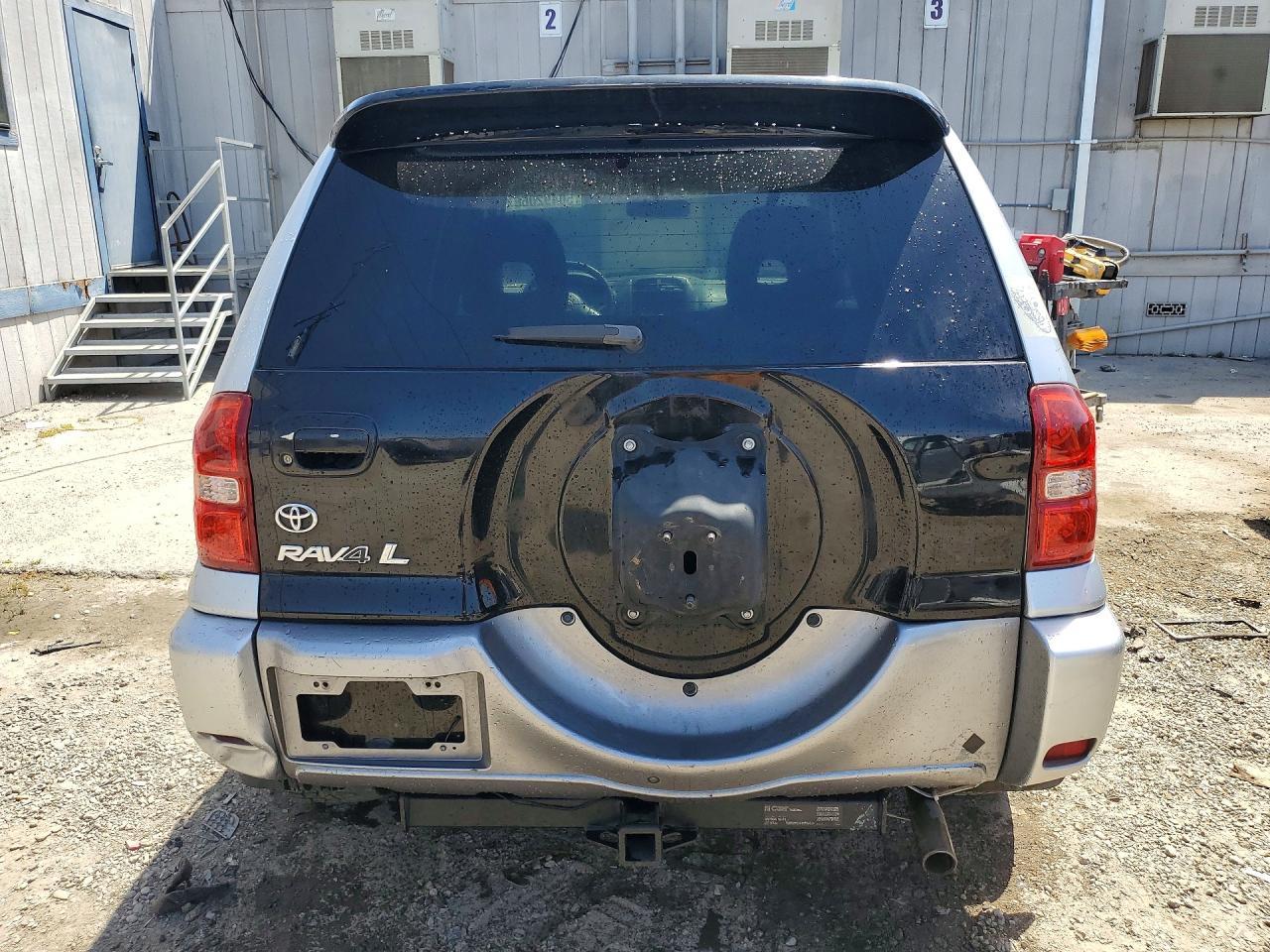 2004 TOYOTA RAV4