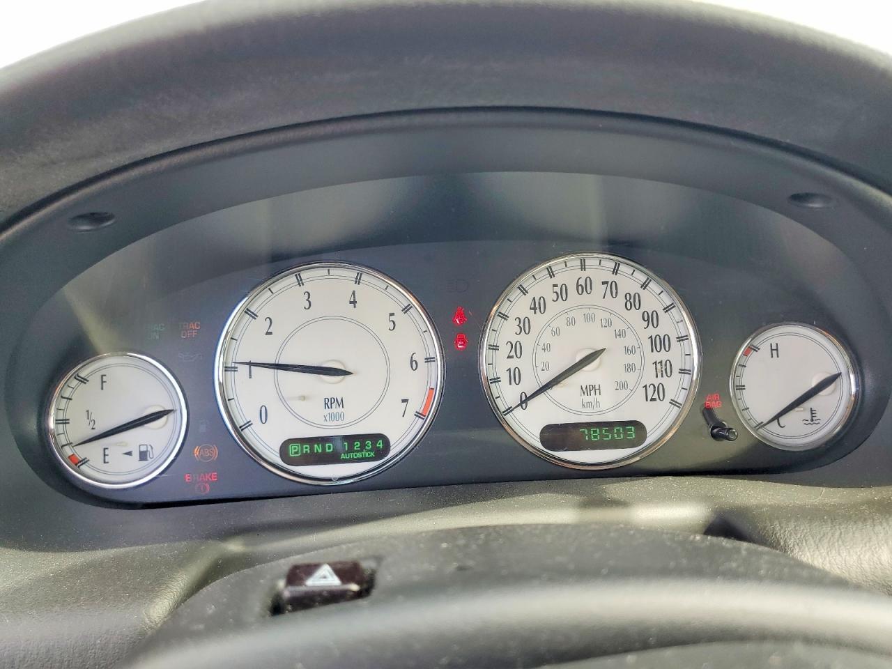 2003 CHRYSLER 300m
