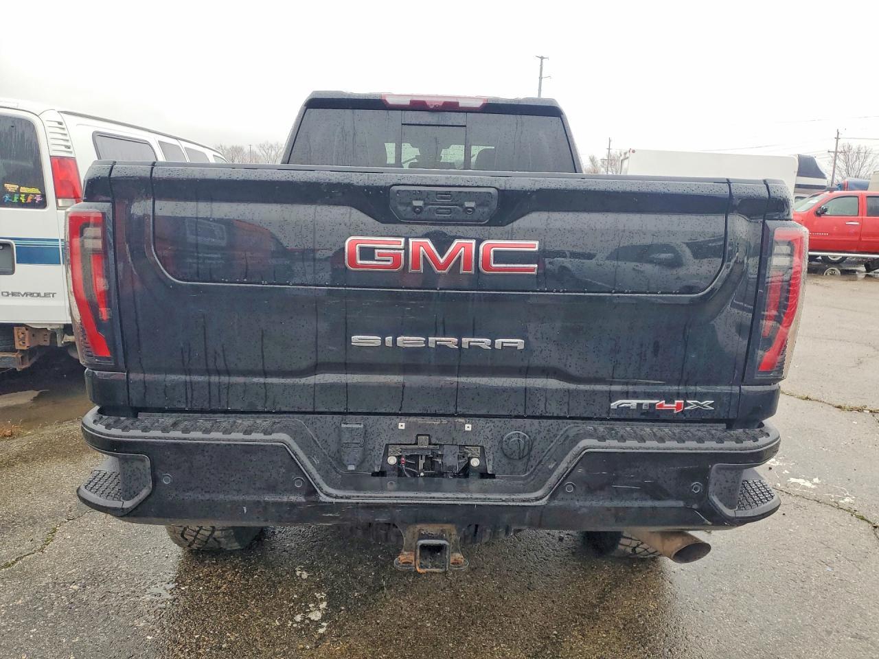 2024 GMC Sierra