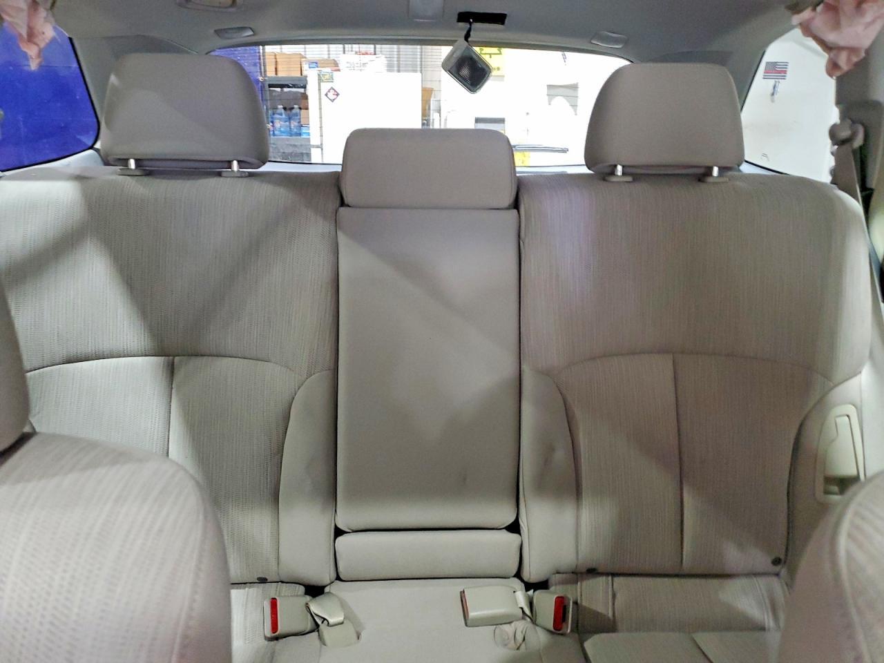 2014 SUBARU Outback