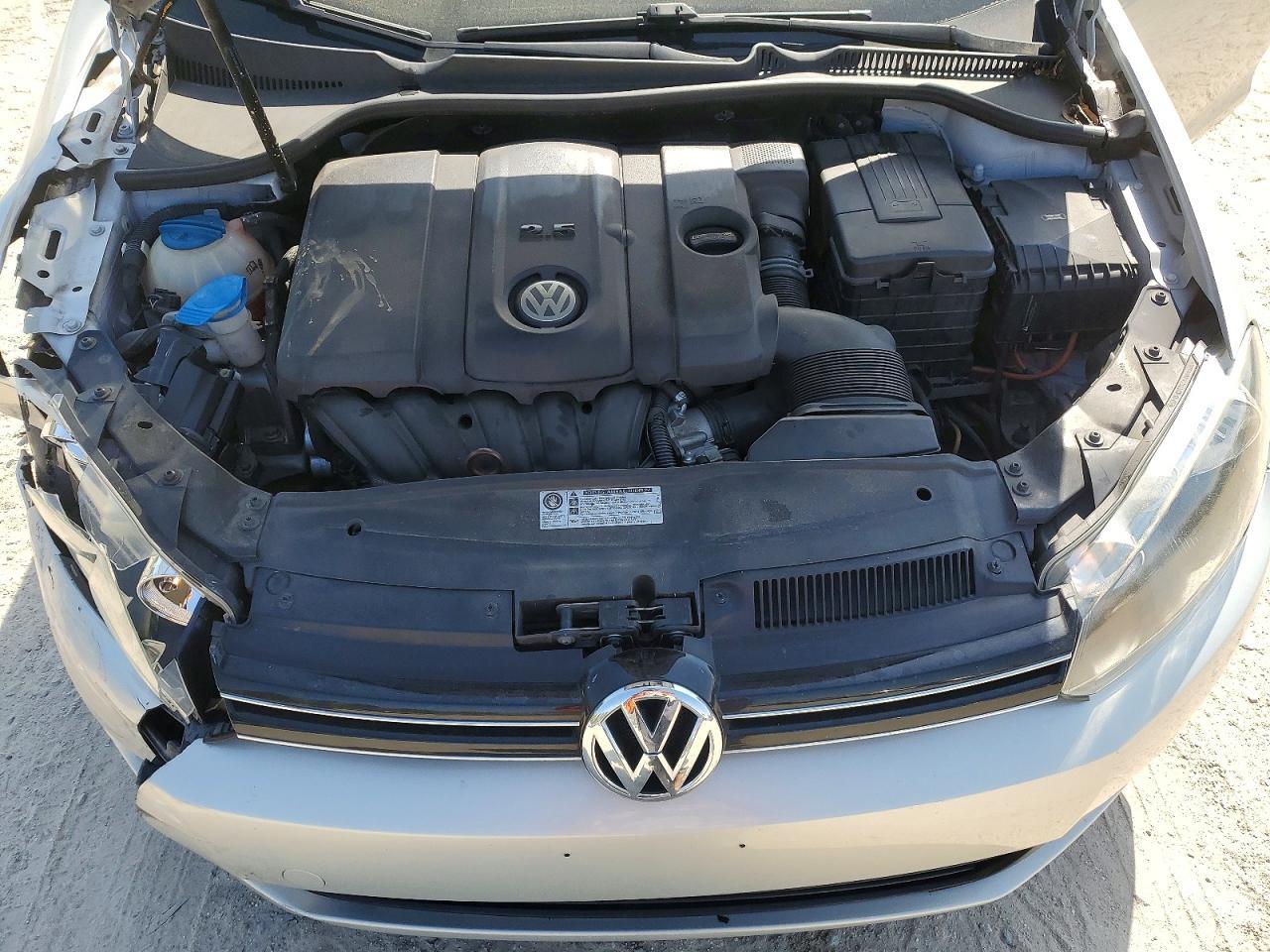 2010 VOLKSWAGEN JETTA
