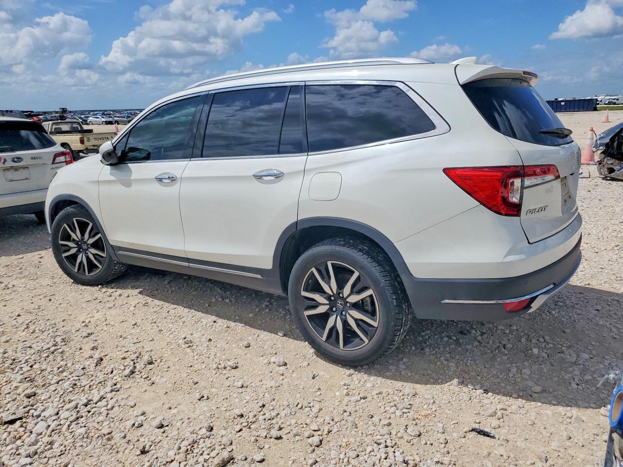 2019 HONDA PILOT
