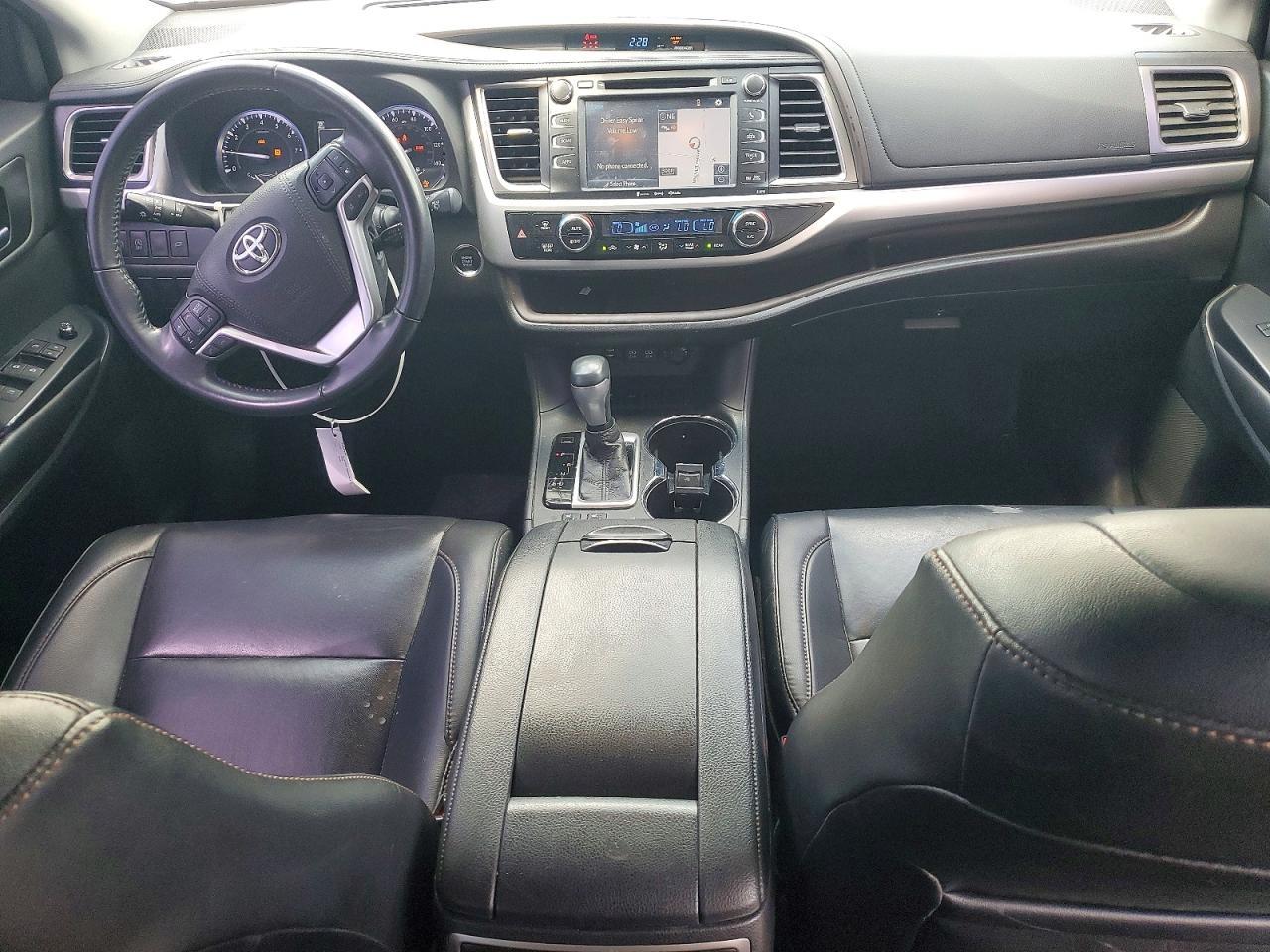 2019 TOYOTA HIGHLANDER