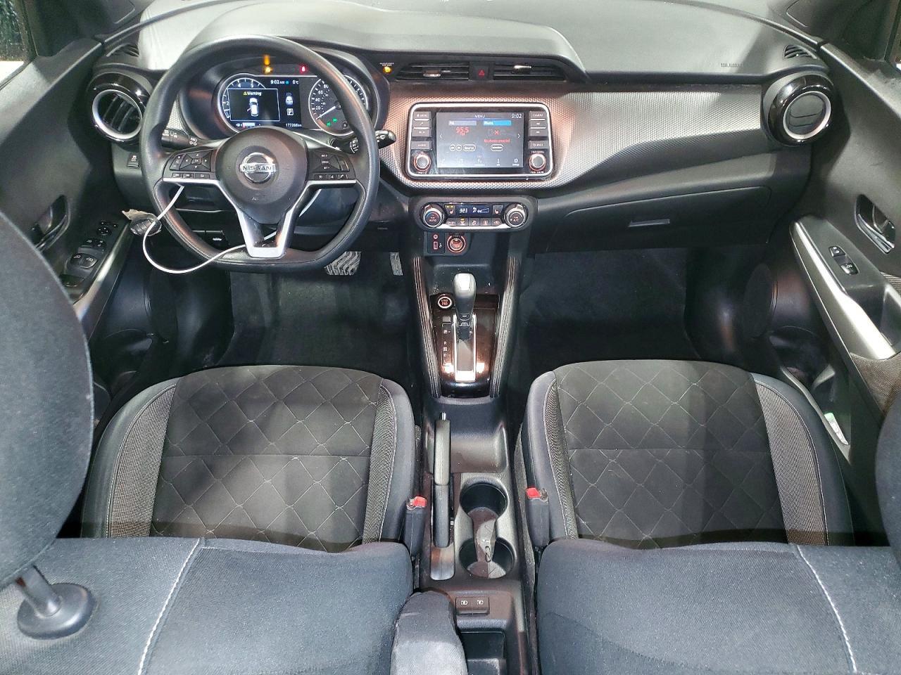 2019 NISSAN KICKS