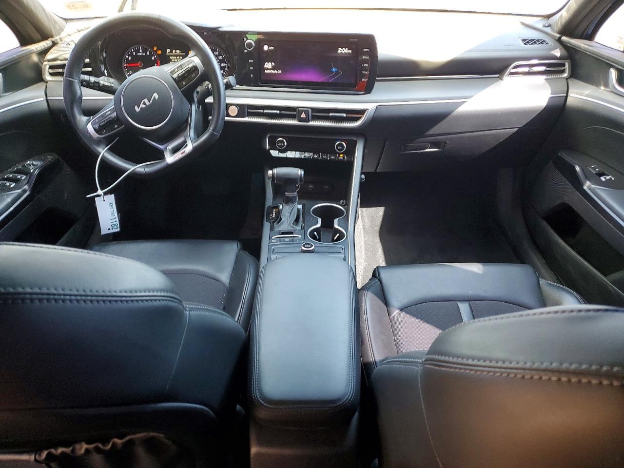 2022 KIA K5
