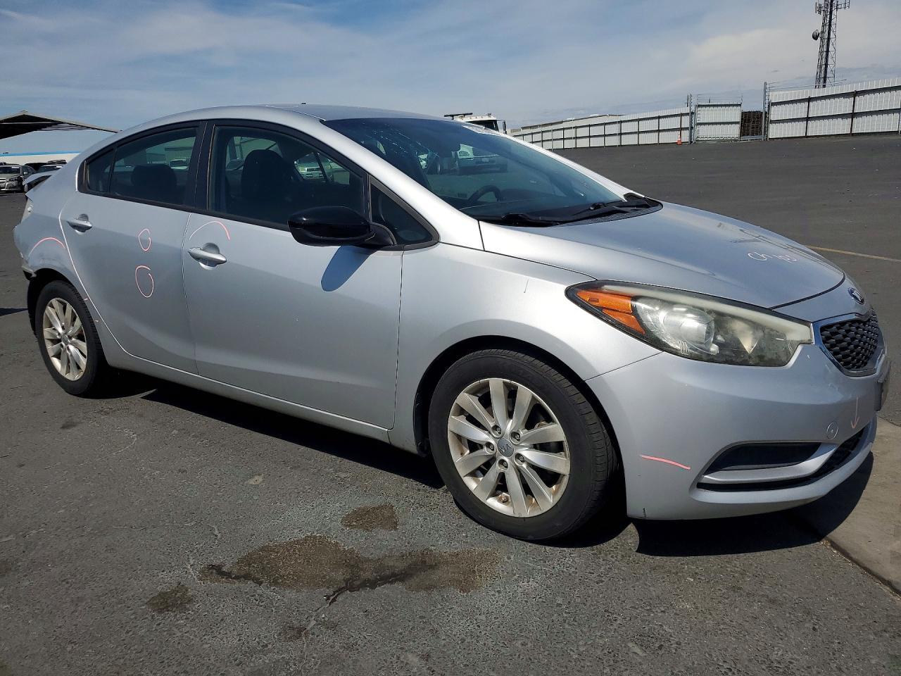2016 KIA FORTE
