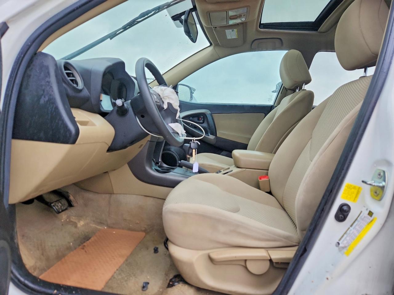 2011 TOYOTA RAV4