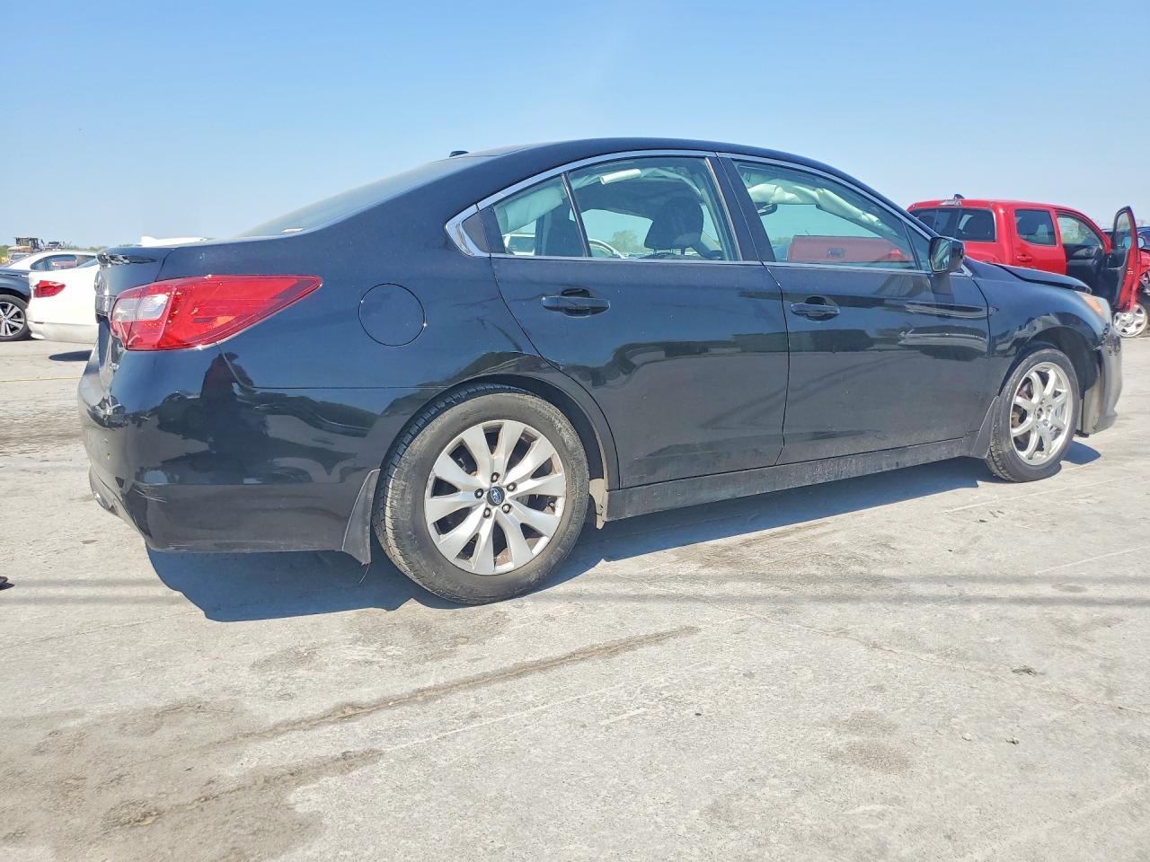 2015 SUBARU Legacy