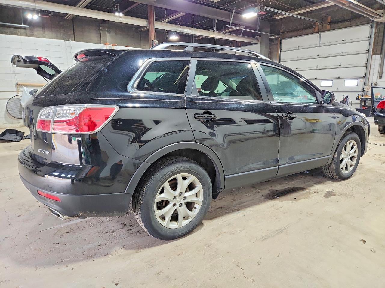 2011 MAZDA CX-9