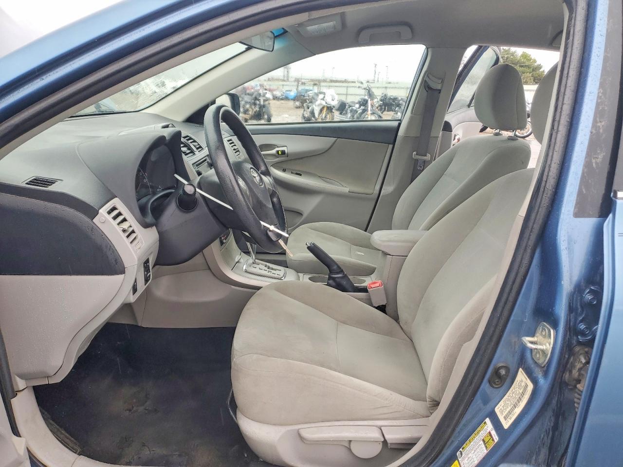 2013 TOYOTA COROLLA