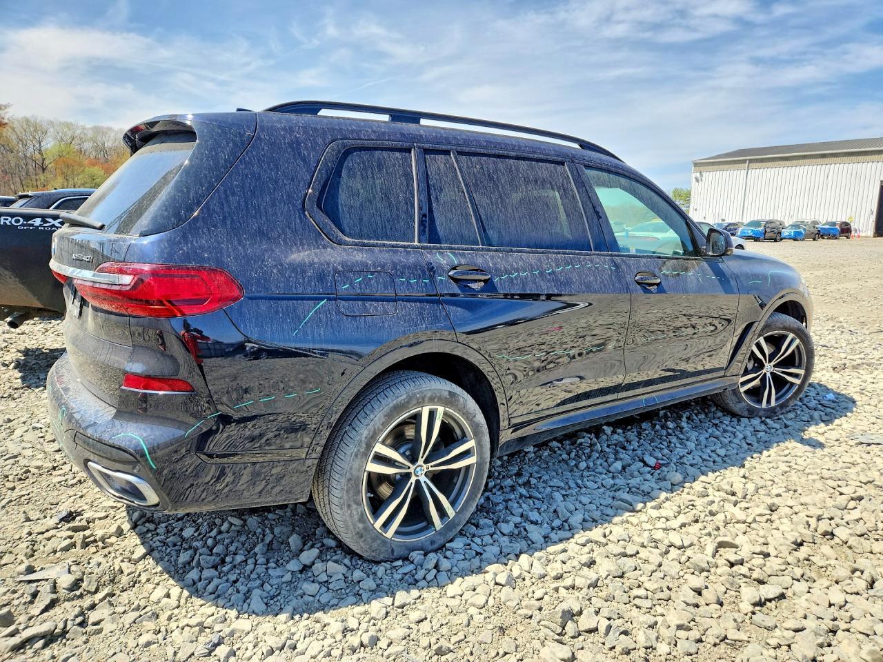2019 BMW X7
