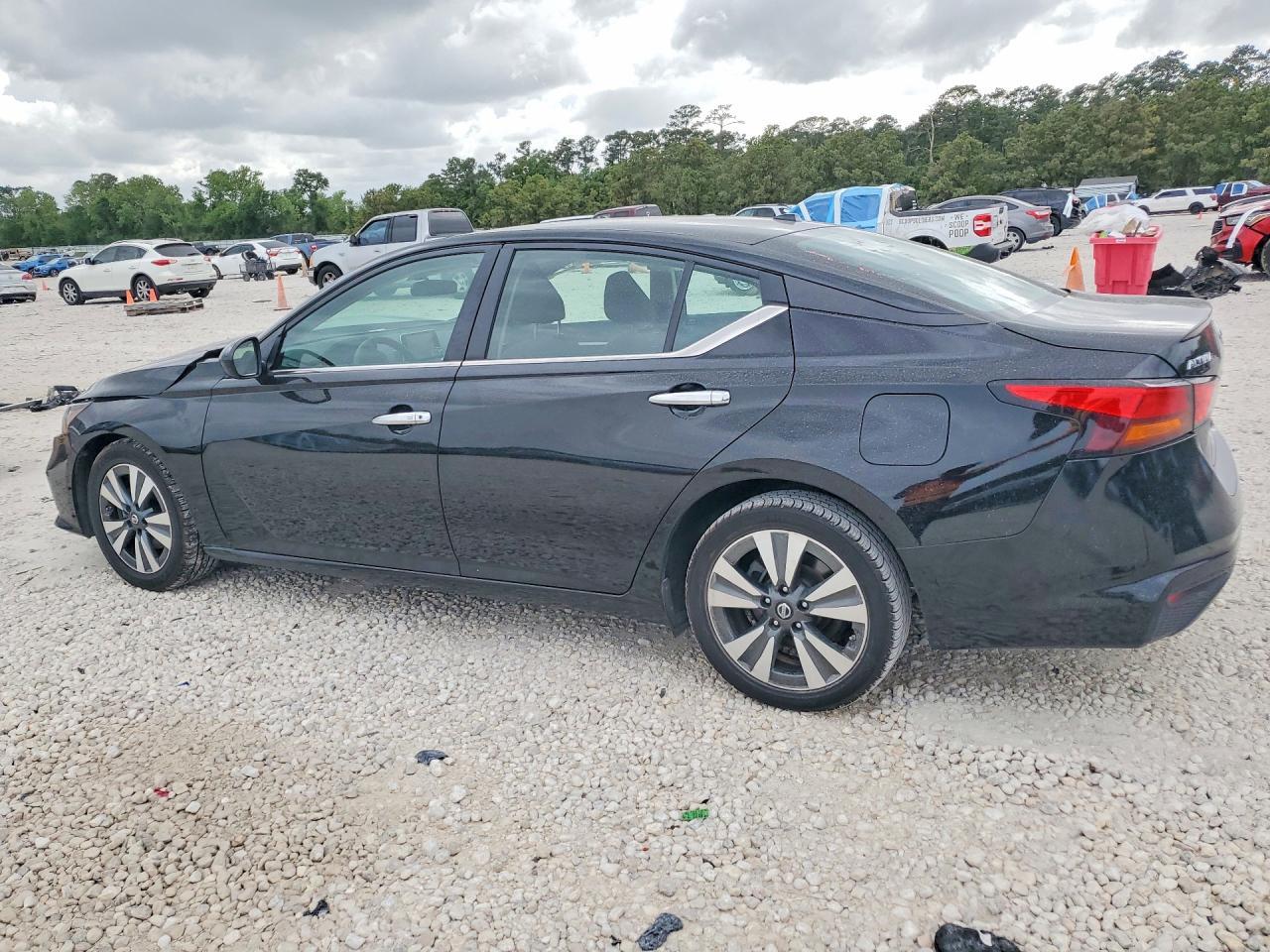 2022 NISSAN ALTIMA