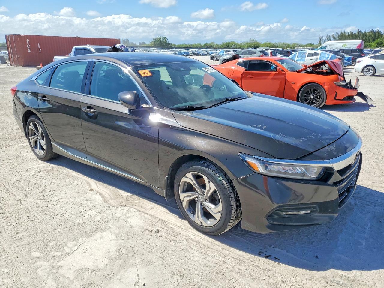 2018 HONDA ACCORD