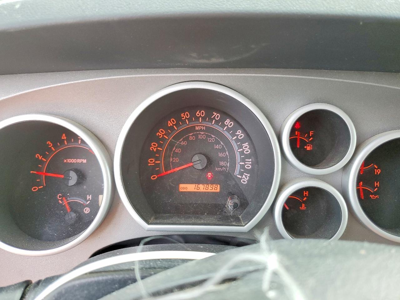 2010 TOYOTA TUNDRA