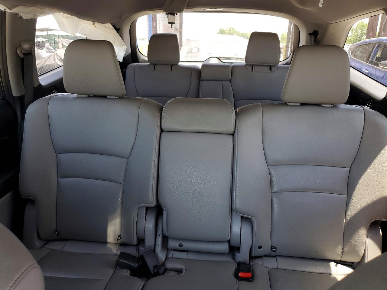 2017 HONDA PILOT
