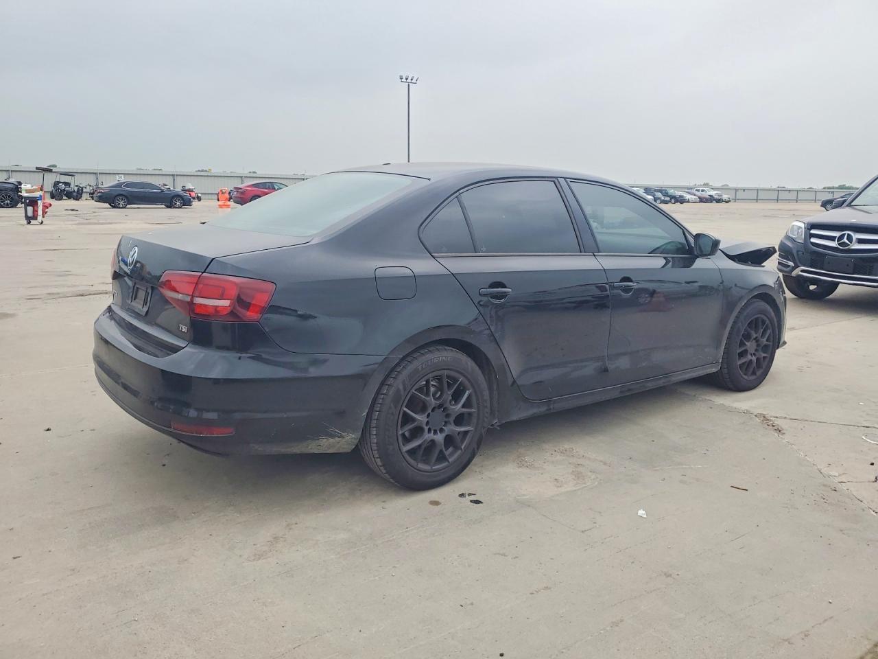 2018 VOLKSWAGEN JETTA