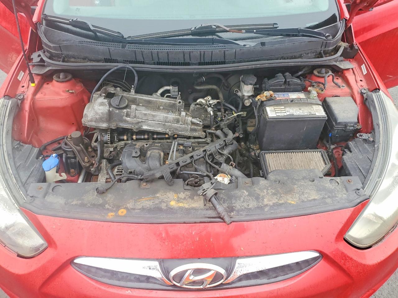 2012 HYUNDAI ACCENT