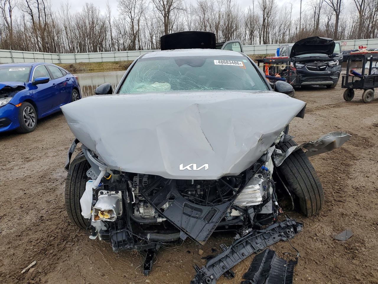 2025 KIA K5