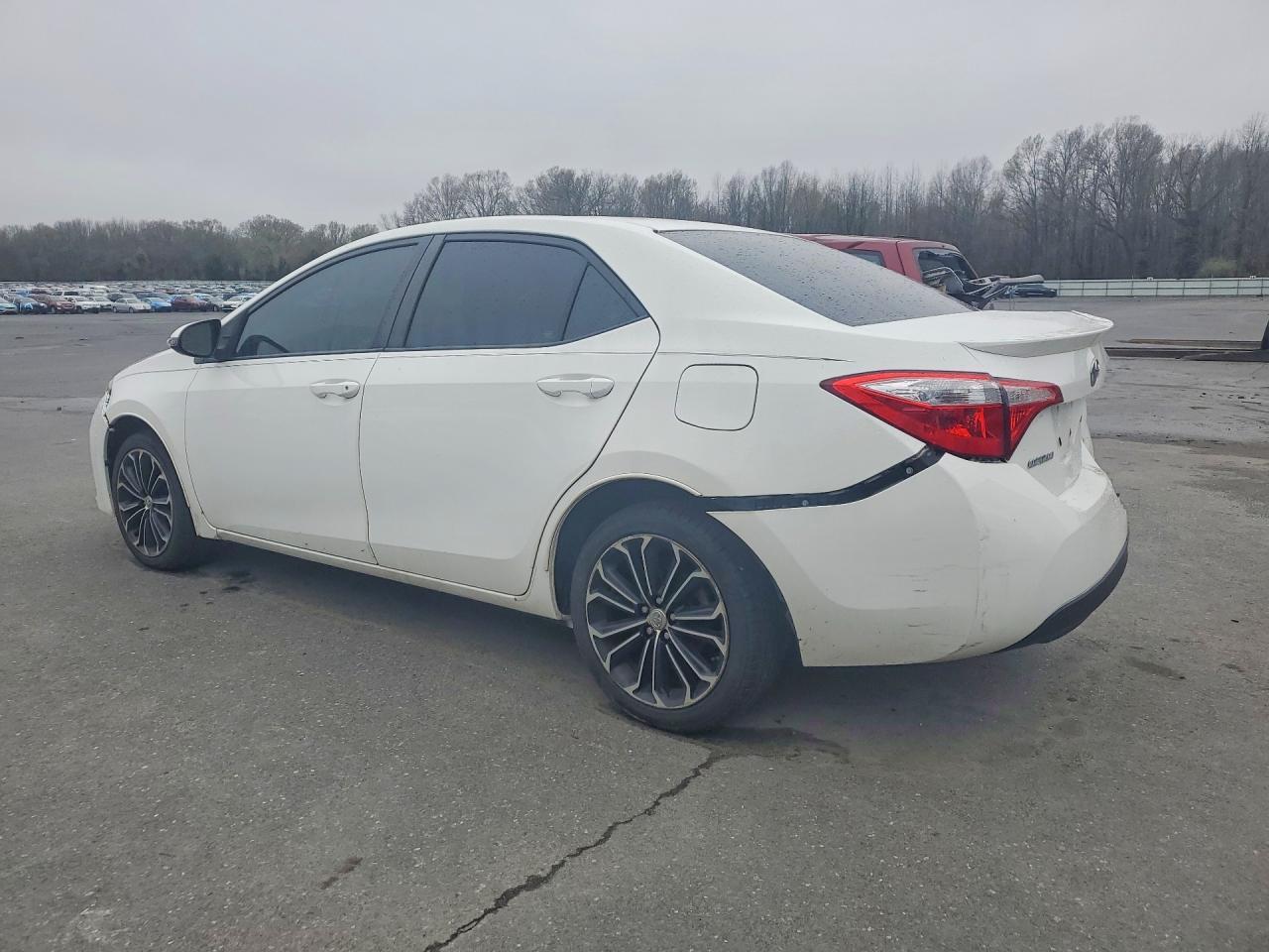 2015 TOYOTA COROLLA