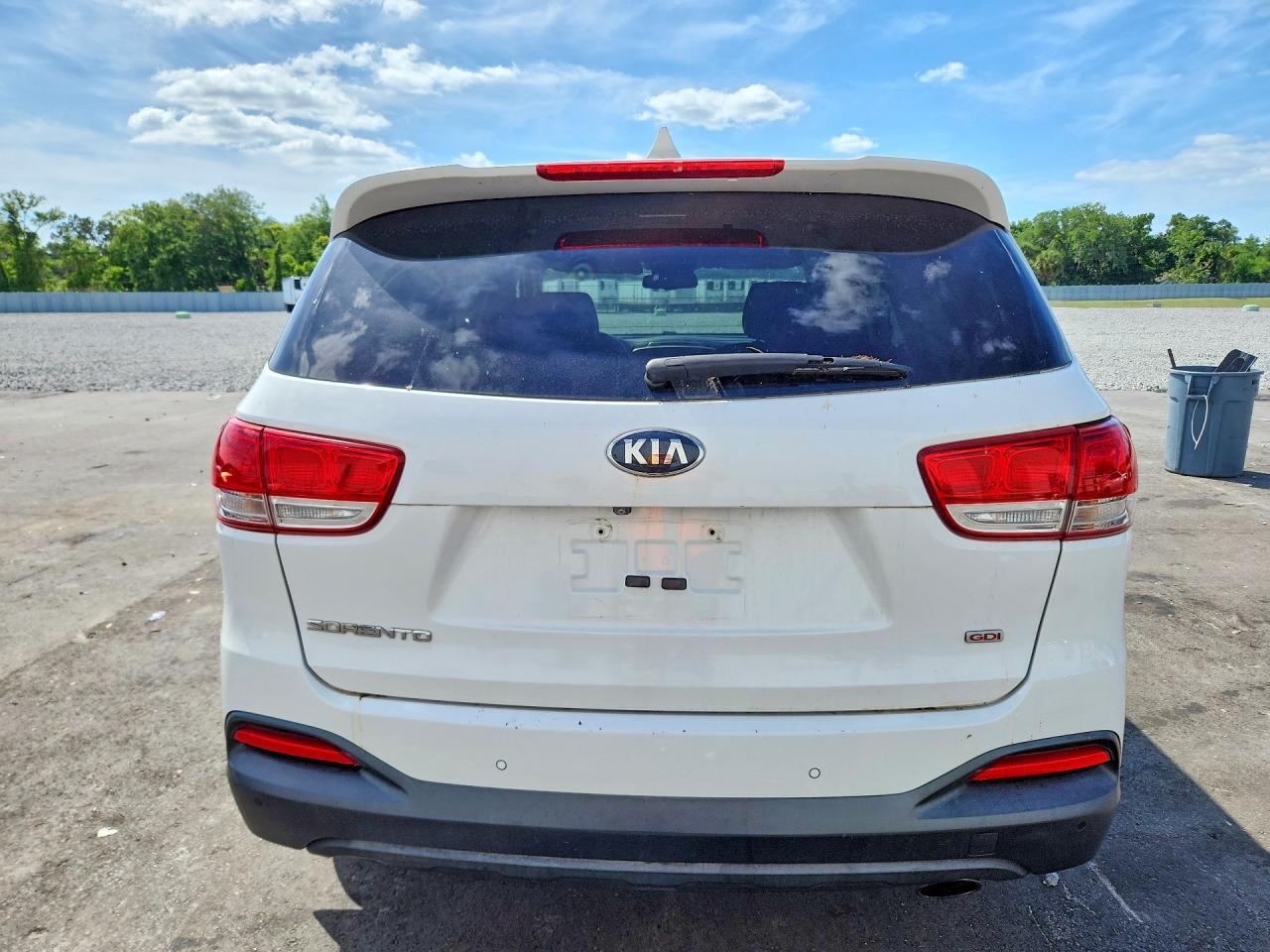 2016 KIA SORENTO