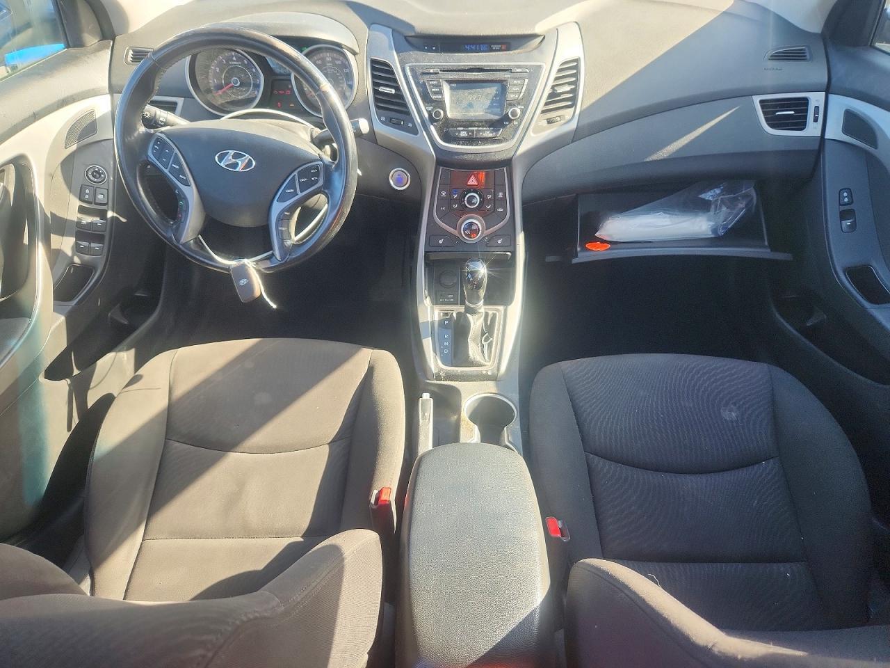 2016 HYUNDAI ELANTRA