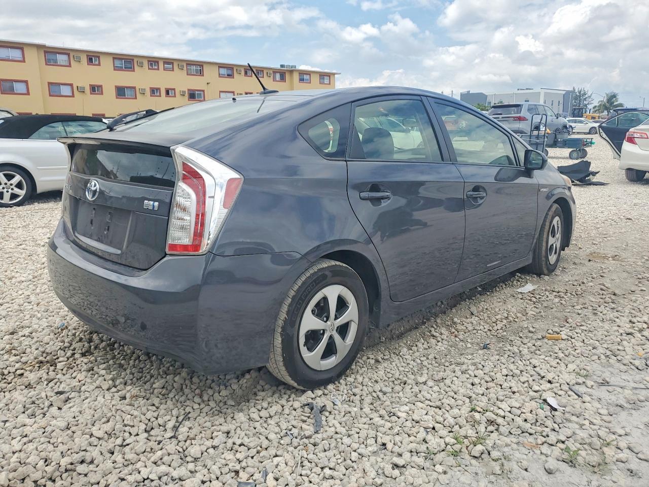2012 TOYOTA PRIUS