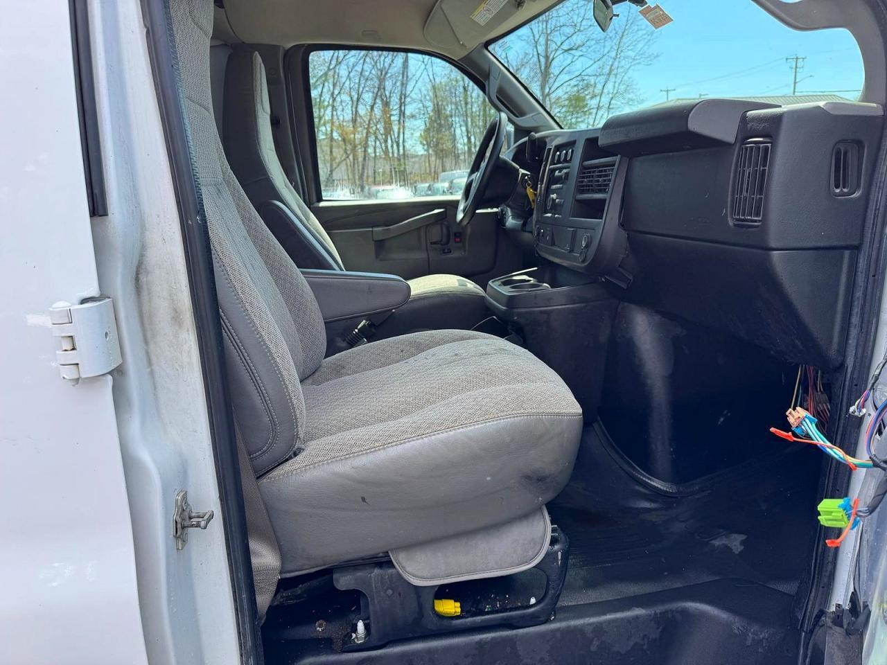 2017 CHEVROLET Express 3500