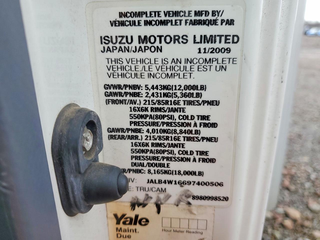 2009 ISUZU NPR