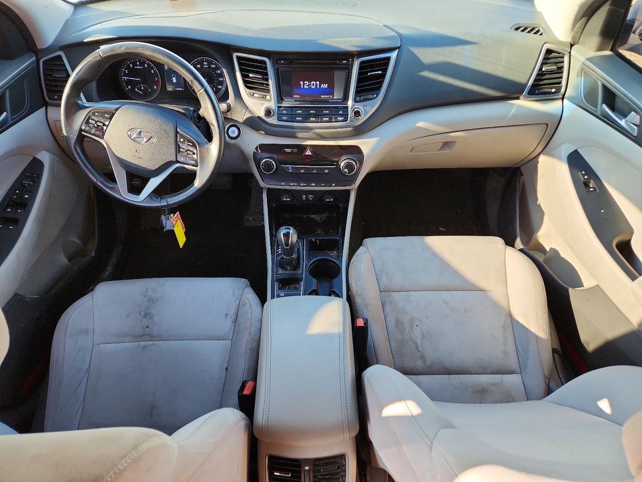 2017 HYUNDAI TUCSON