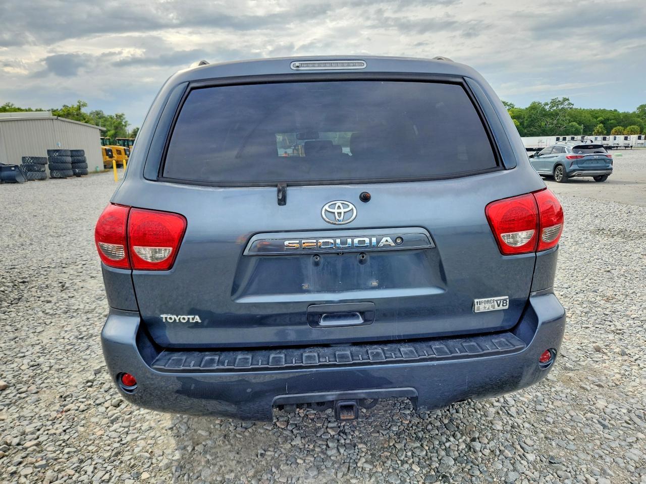 2008 TOYOTA Sequoia