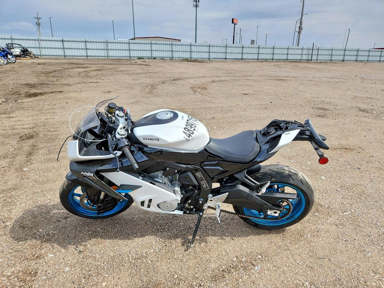 2026 CF MOTO 675SS