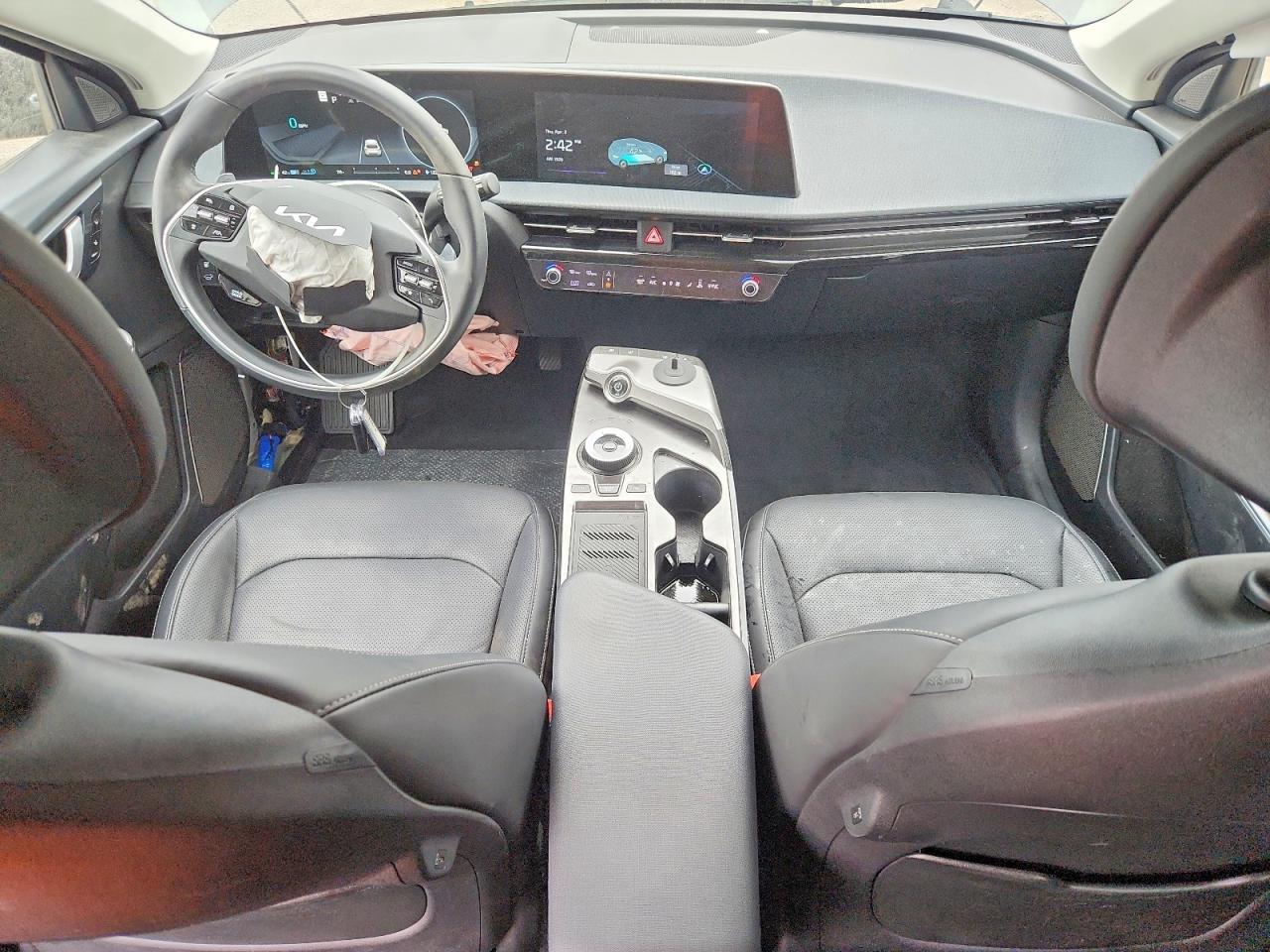 2024 KIA EV6
