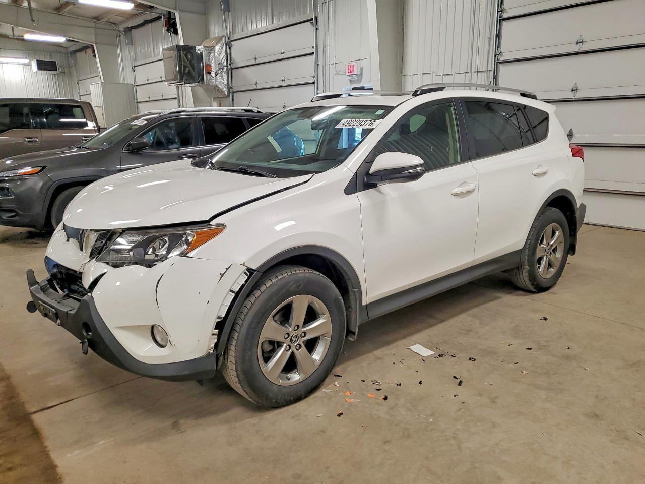 2015 TOYOTA RAV4