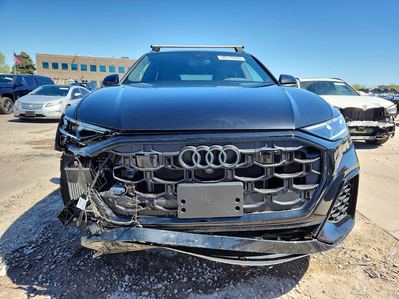 2025 AUDI Q8