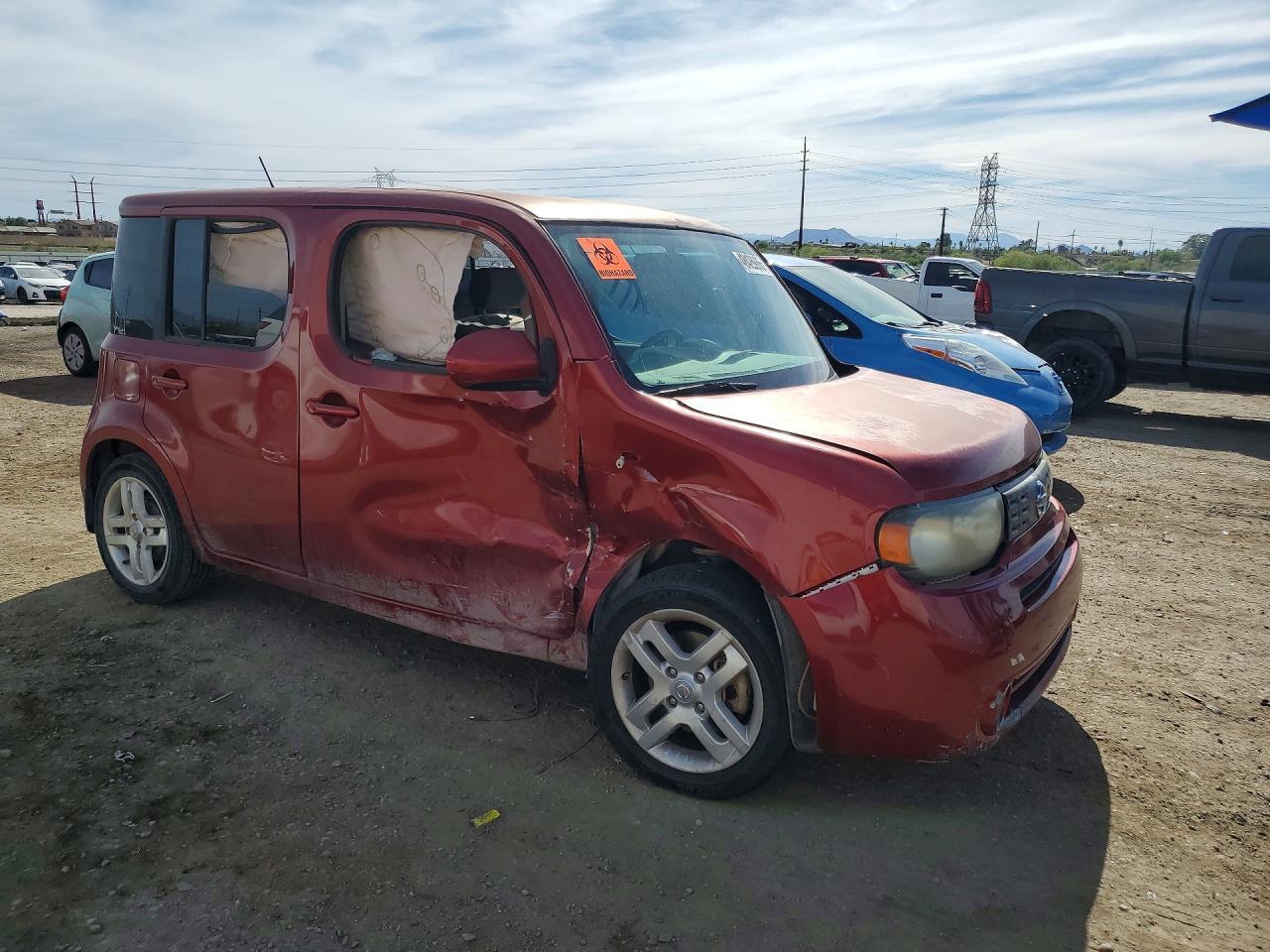 2014 NISSAN CUBE
