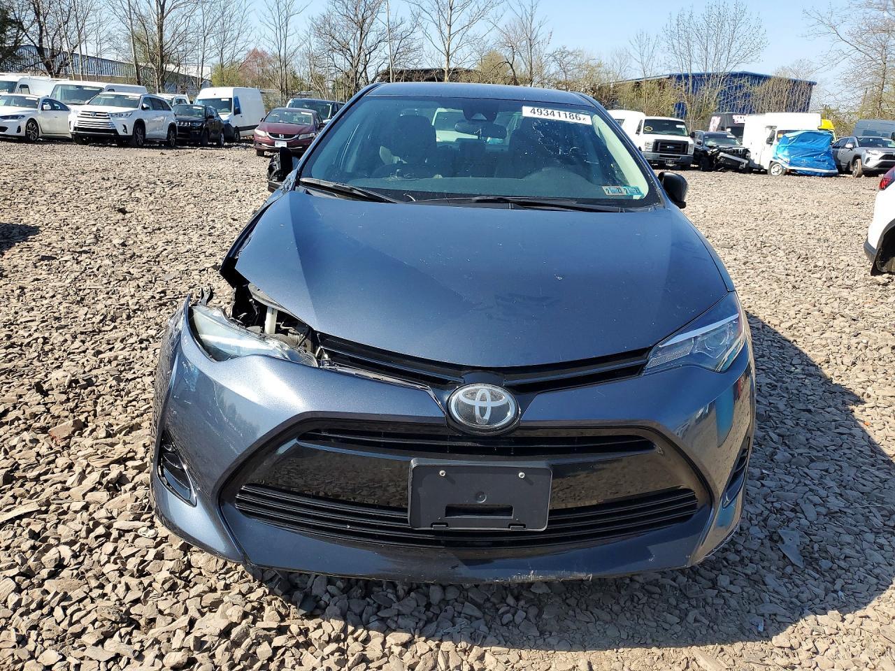 2017 TOYOTA COROLLA