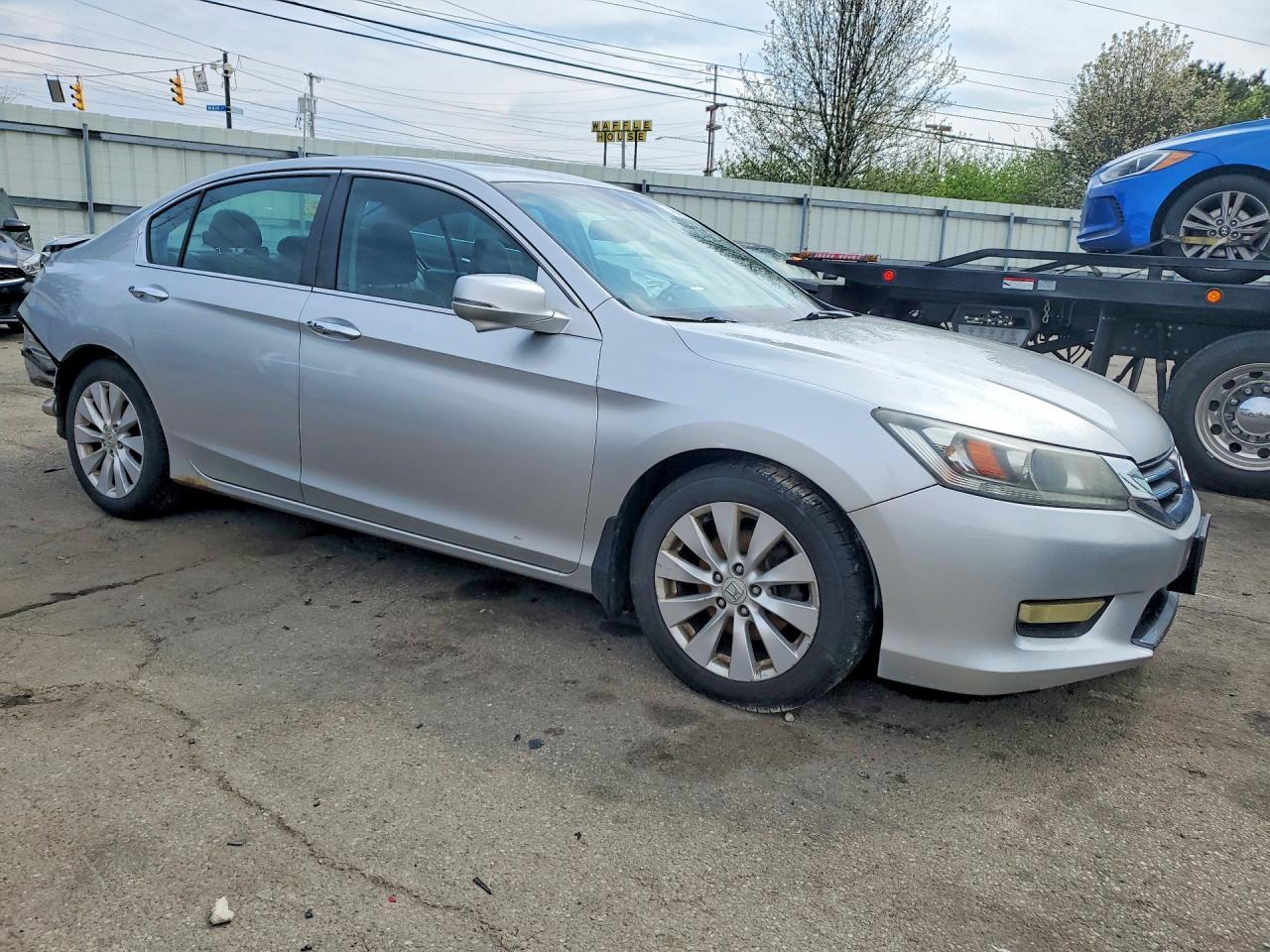 2013 HONDA ACCORD