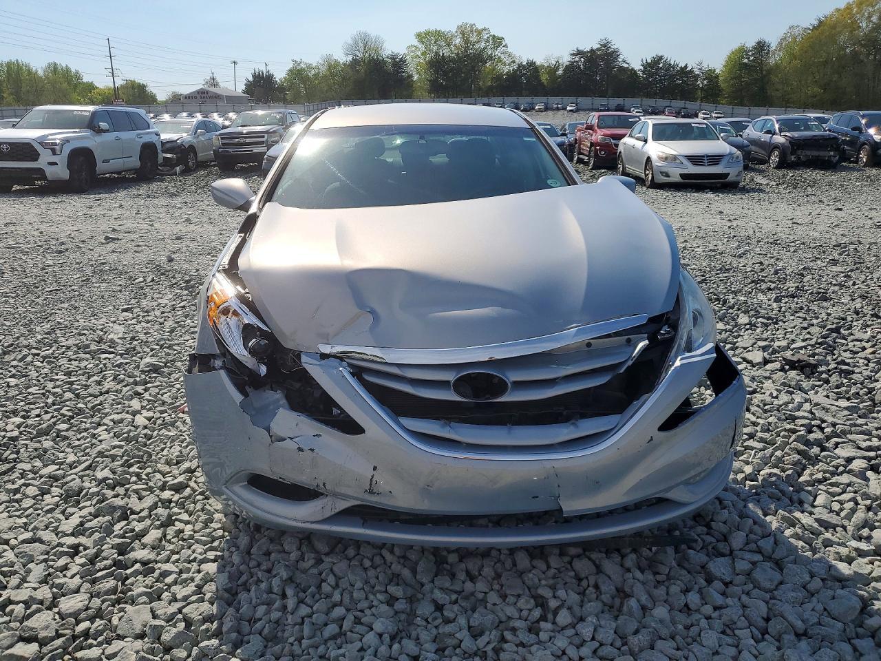 2013 HYUNDAI SONATA