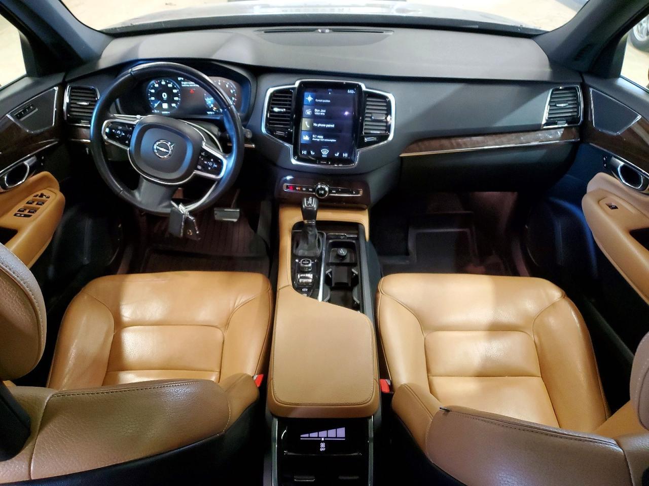 2016 VOLVO XC90