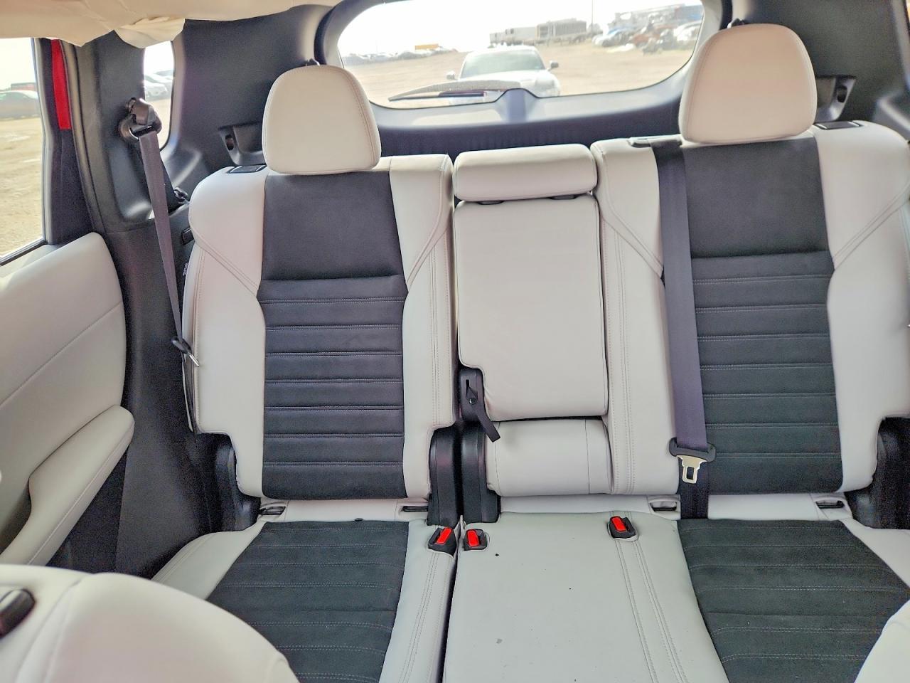 2025 MITSUBISHI outlander