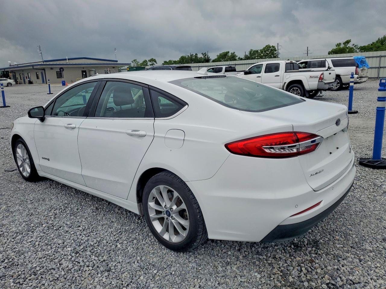 2019 FORD FUSION