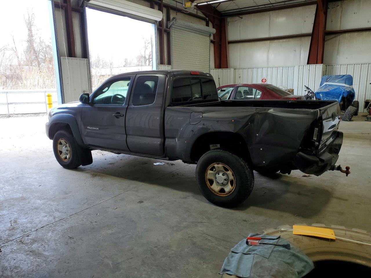 2012 TOYOTA TACOMA