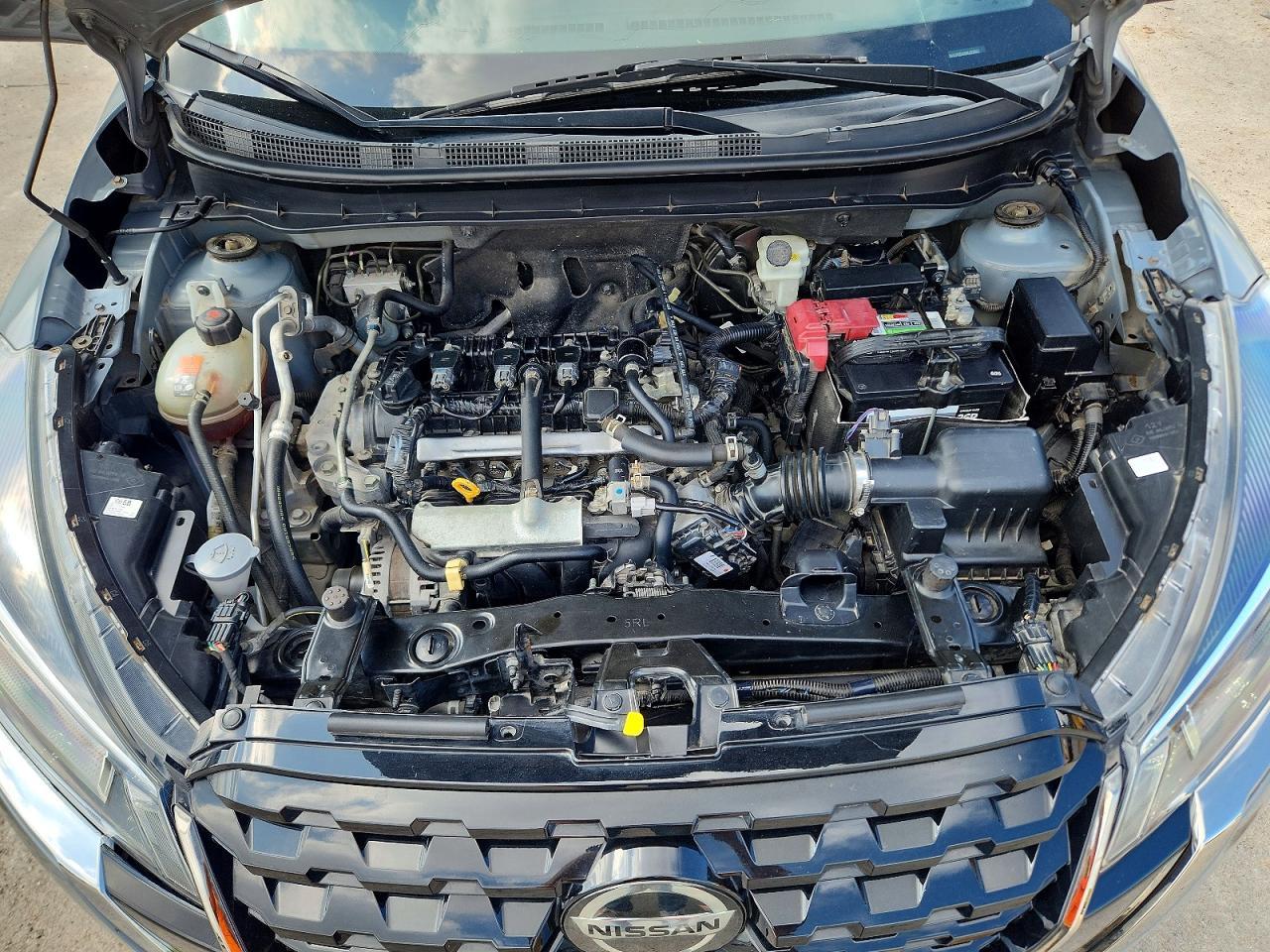 2021 NISSAN KICKS