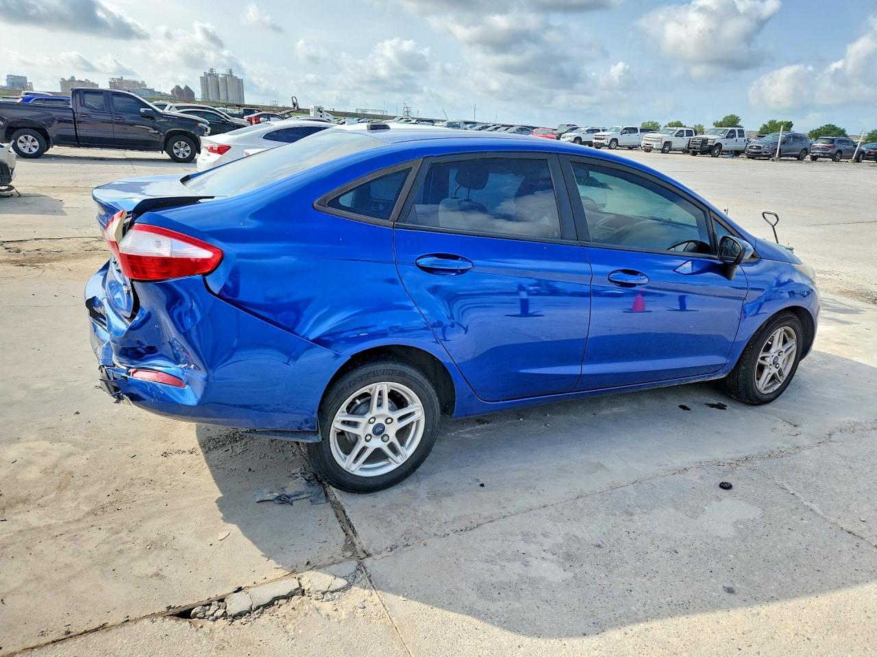 2018 FORD Fiesta