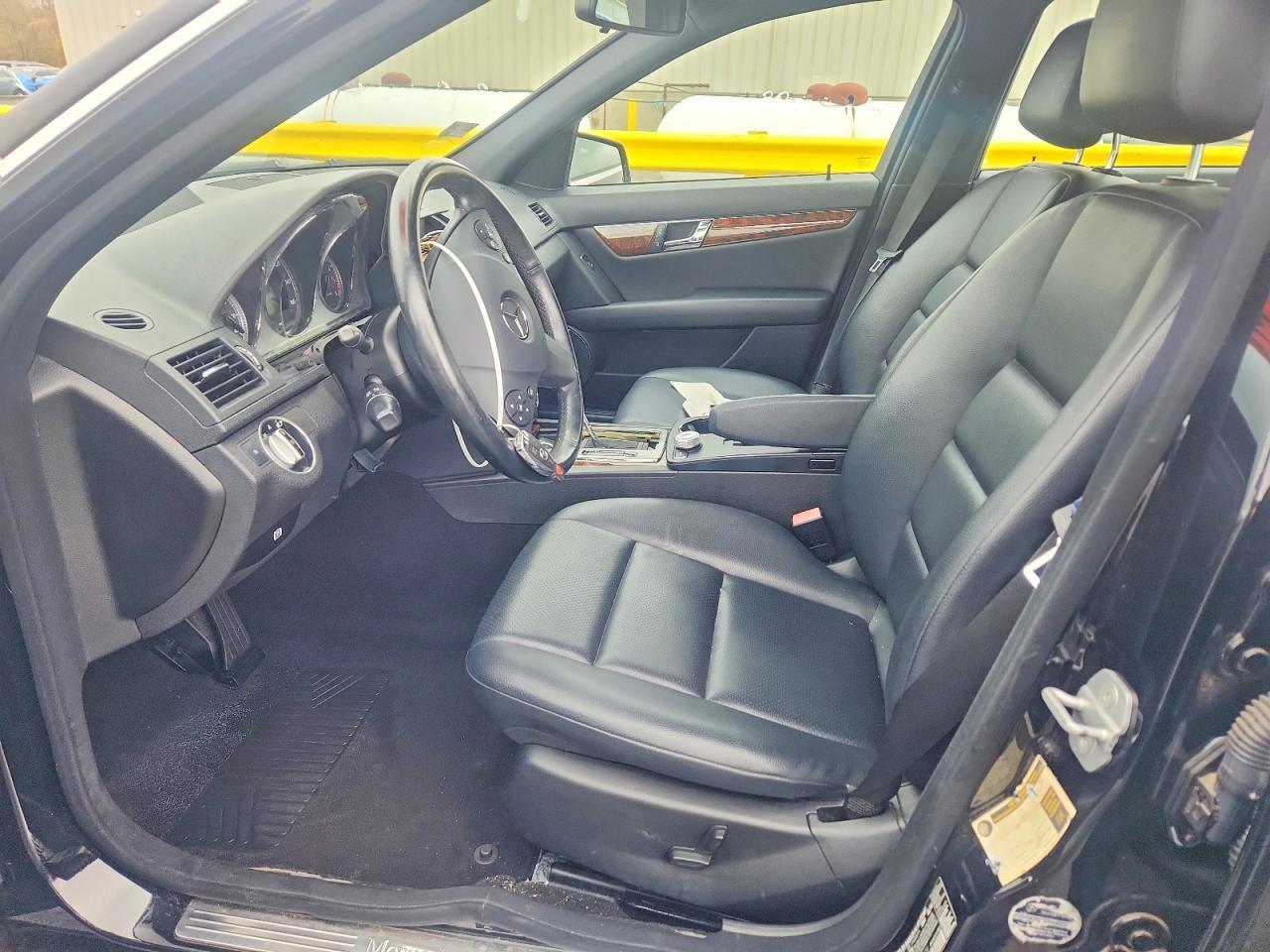 2011 MERCEDES-BENZ C-CLASS