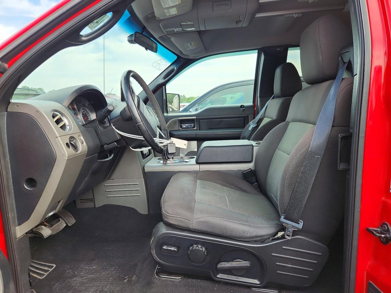 2005 FORD F-150 Lightning