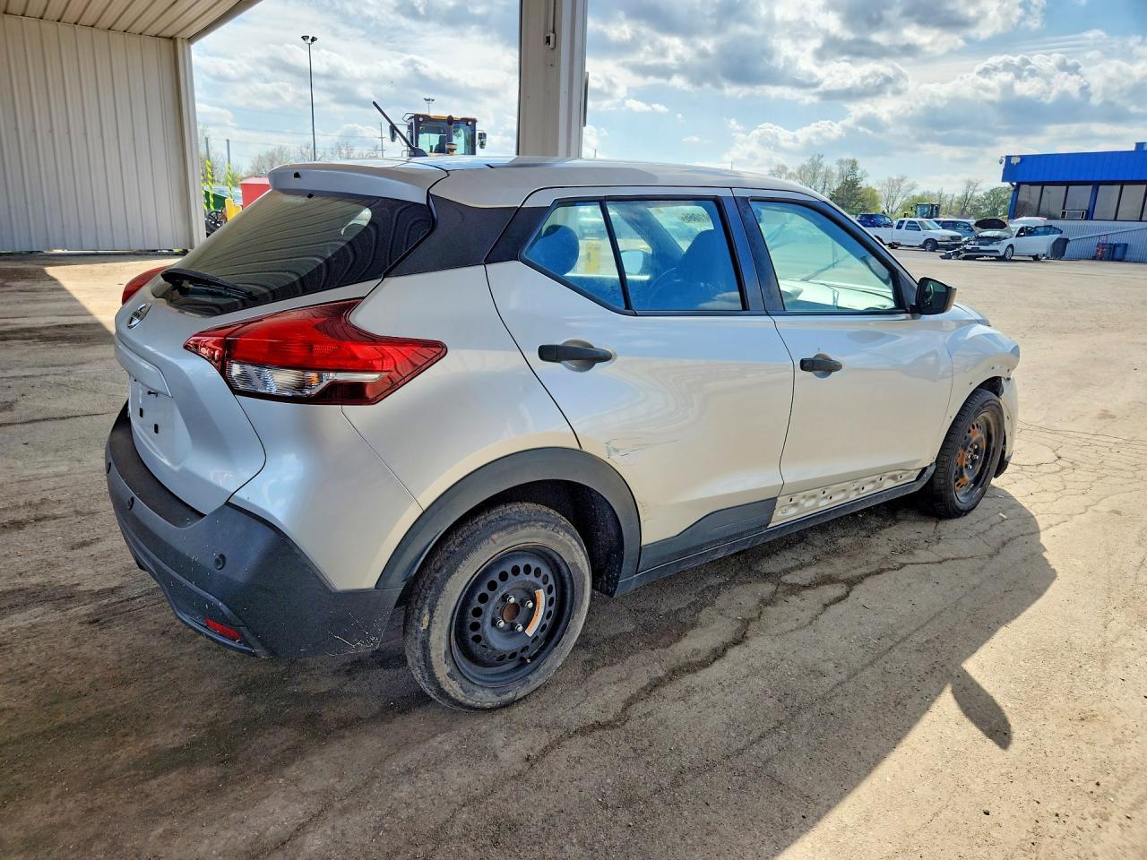 2020 NISSAN KICKS