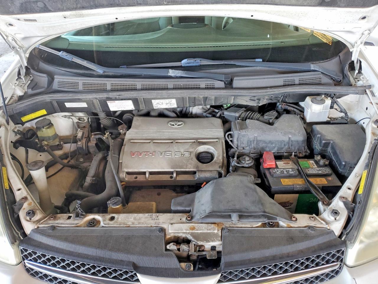 2005 TOYOTA SIENNA