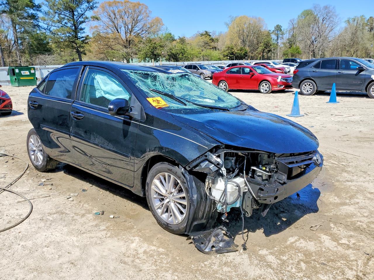 2015 TOYOTA COROLLA