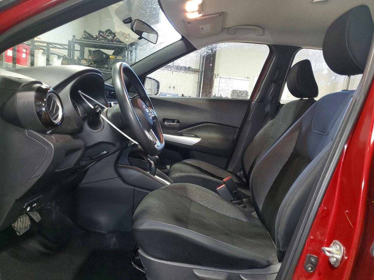 2019 NISSAN KICKS